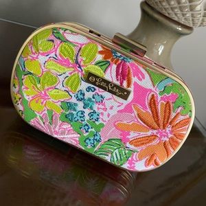 Lilly Pulitzer clutch